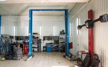 memulai bisnis servis motor