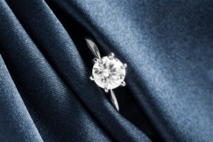 Cincin berlian