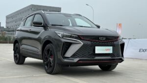 mobil geely suv