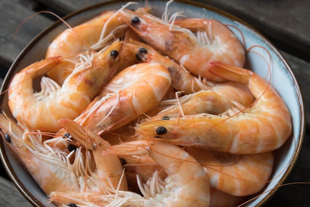 Tips merebus udang